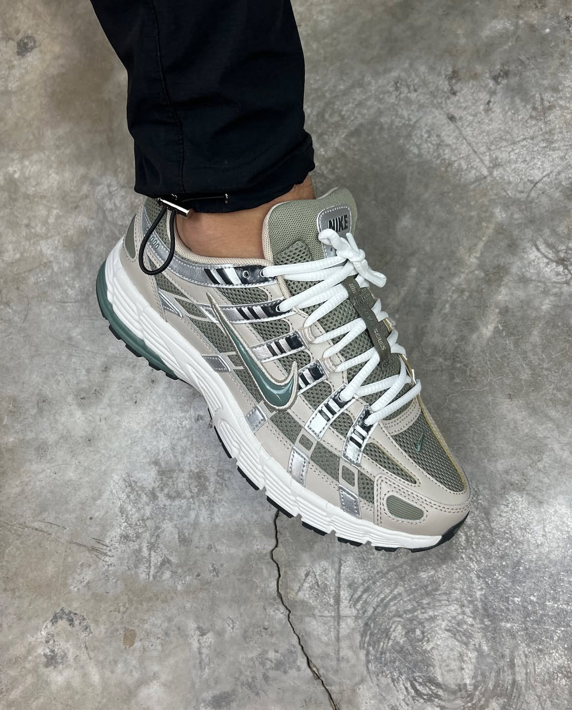 Nike P-6000 - Clay Green