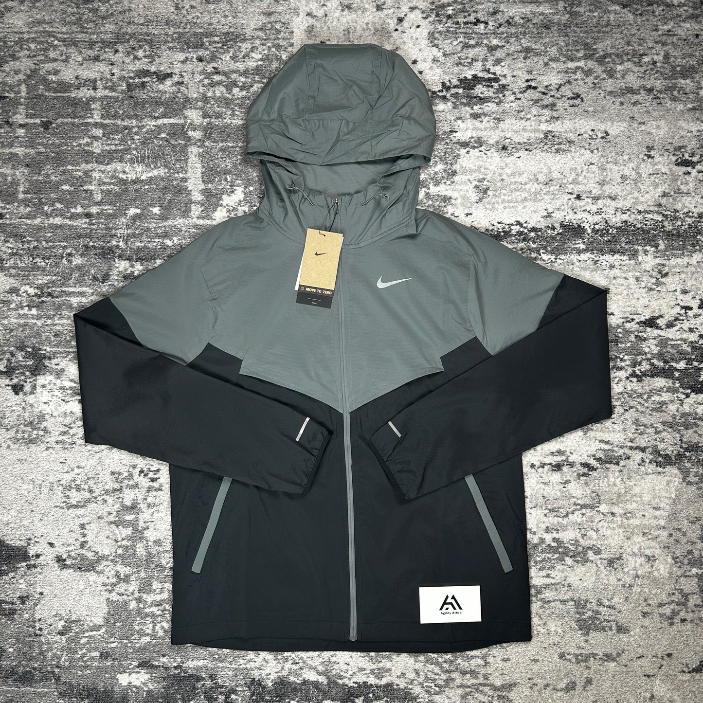 Nike Windrunner Jacket - Black / Grey