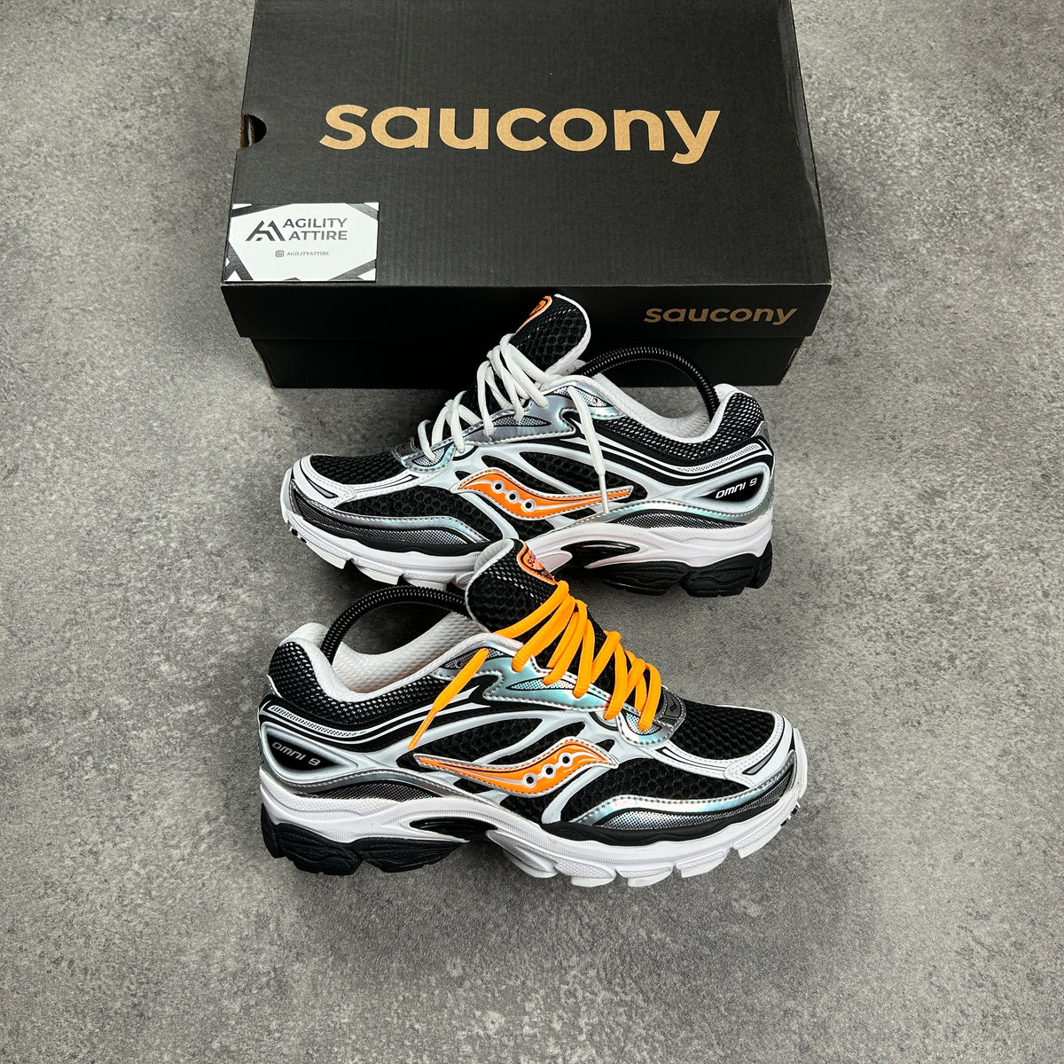 Saucony ProGrid Omni 9 White VO2 Orange Trainers