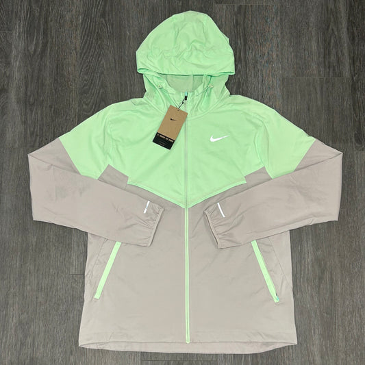 Nike Windrunner Jacket - Vapour Green