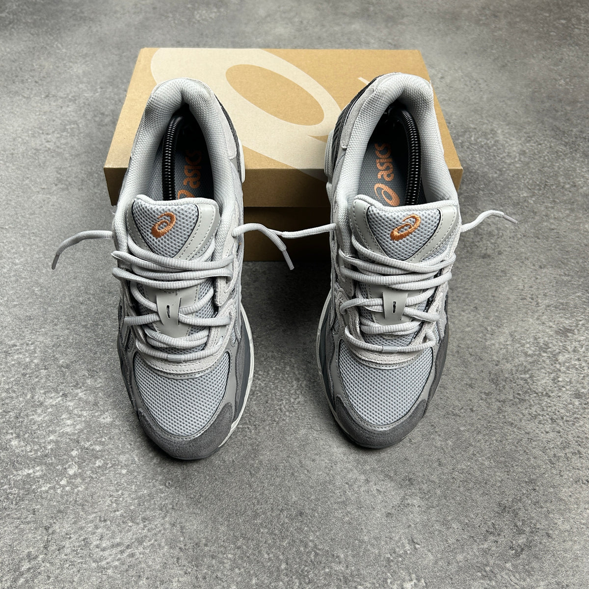 ASICS GEL-NYC Cloud Grey/Cement Grey Trainers – view 4