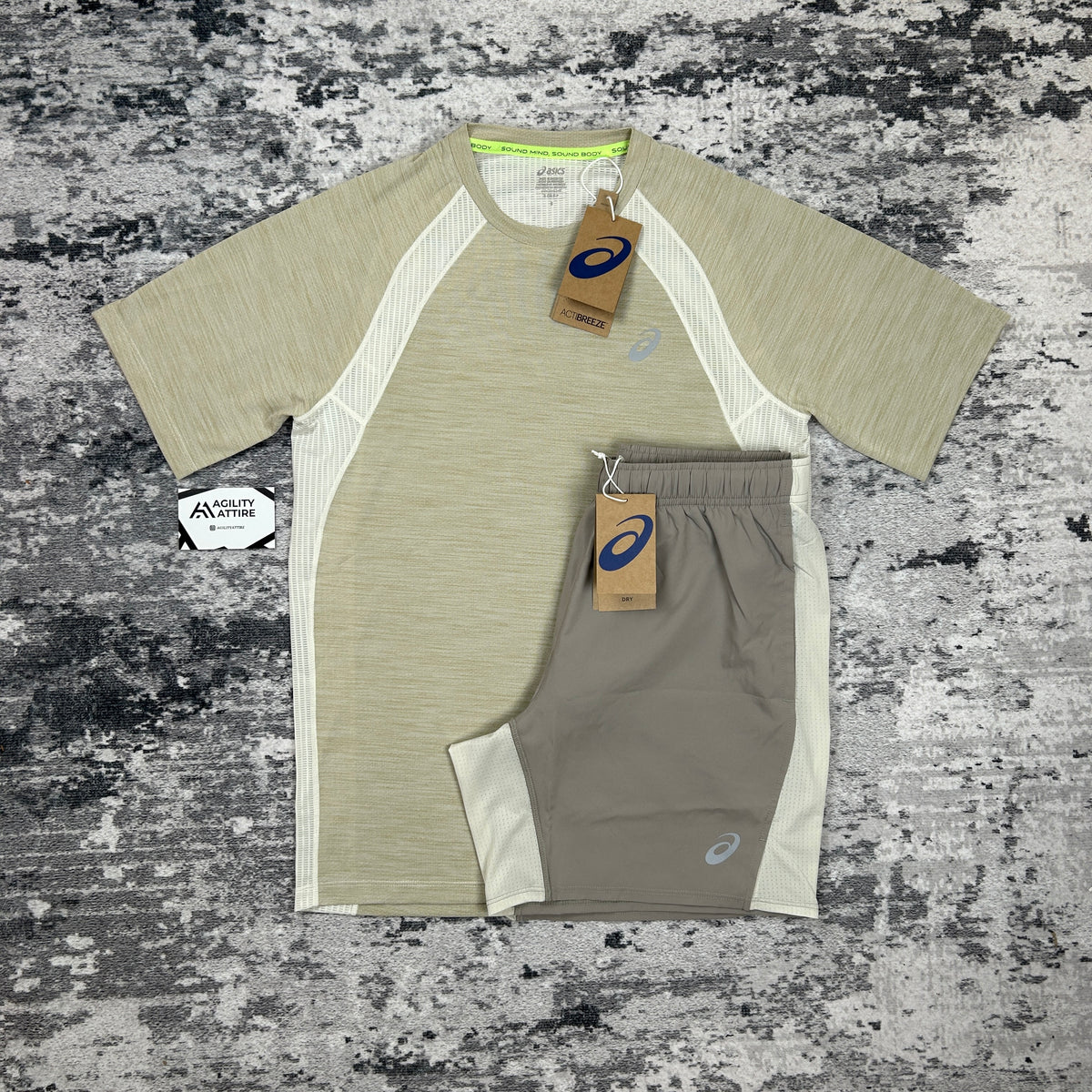 ASICS Road T-Shirt & Shorts Set Beige