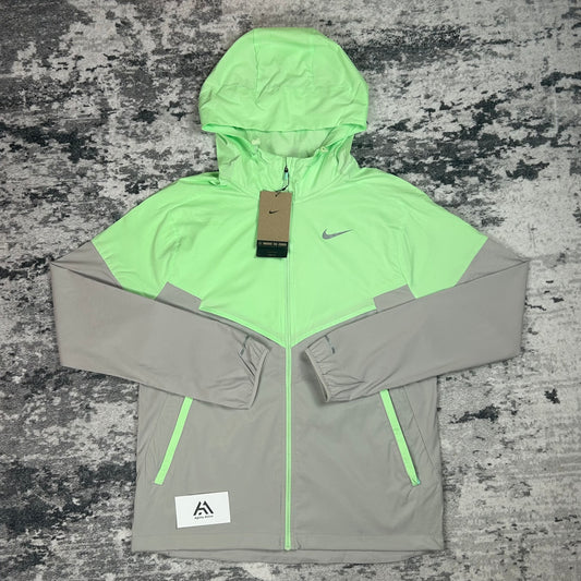 Nike Windrunner Jacket - Vapour Green