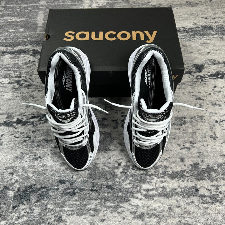 Saucony ProGrid Omni 9 Black White