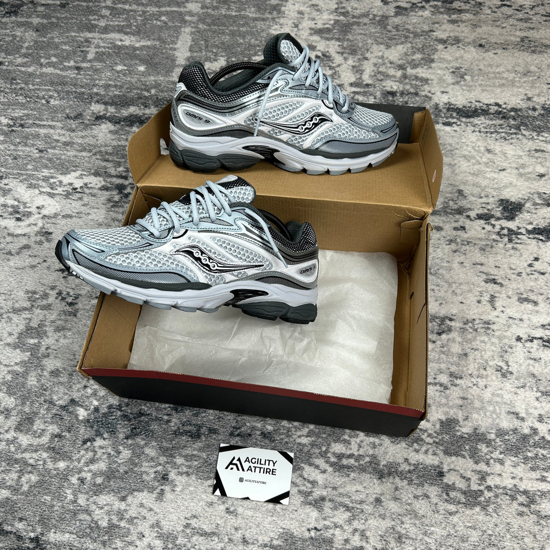 Saucony ProGrid Omni 9 MicroChip