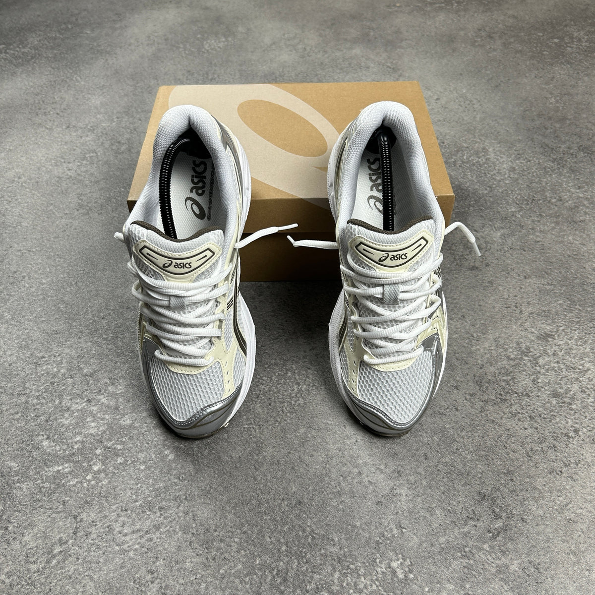 ASICS GEL-Kayano 14 White Ivory Trainers – view 4