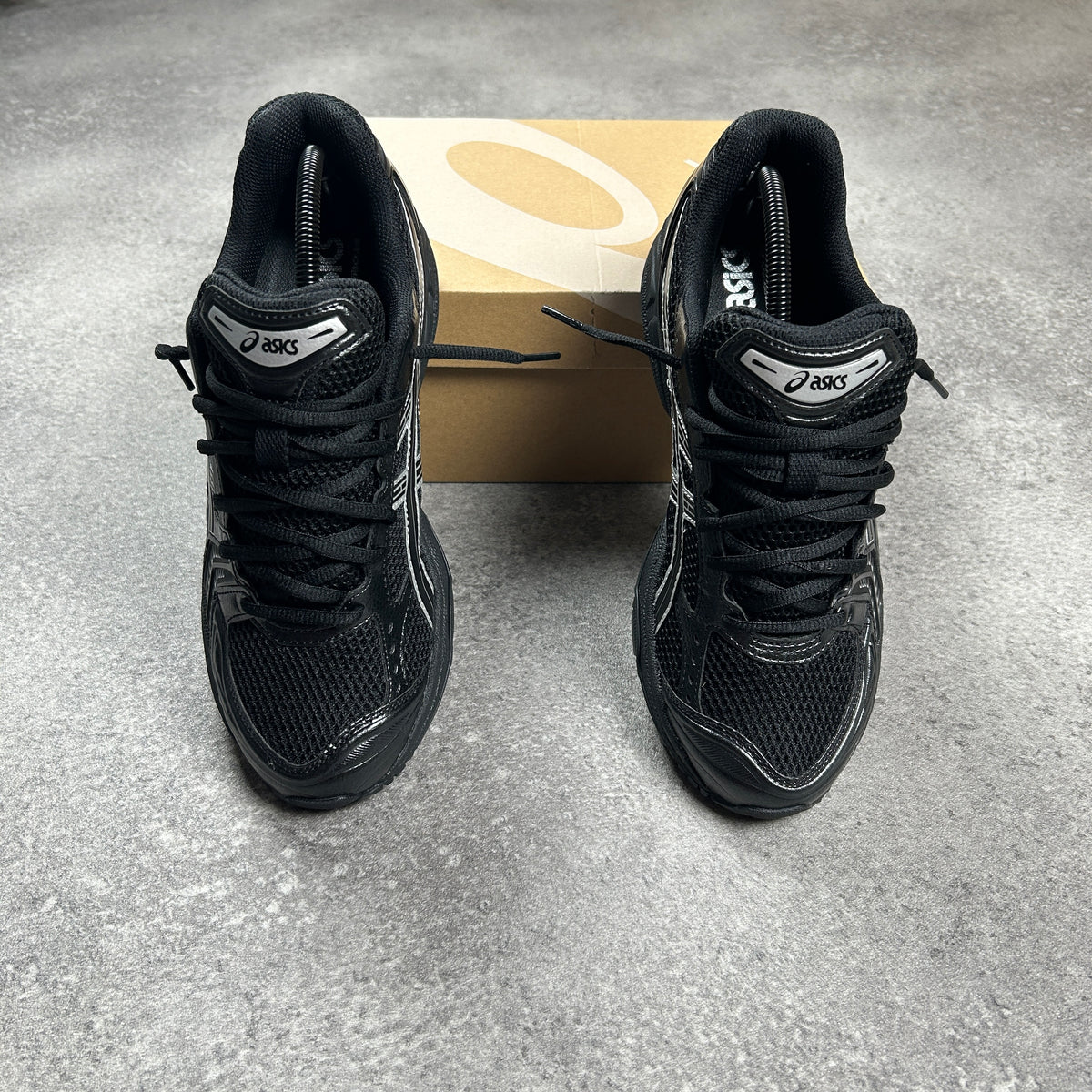 ASICS GEL-Kayano 14 Black Pure Silver Trainers – view 4