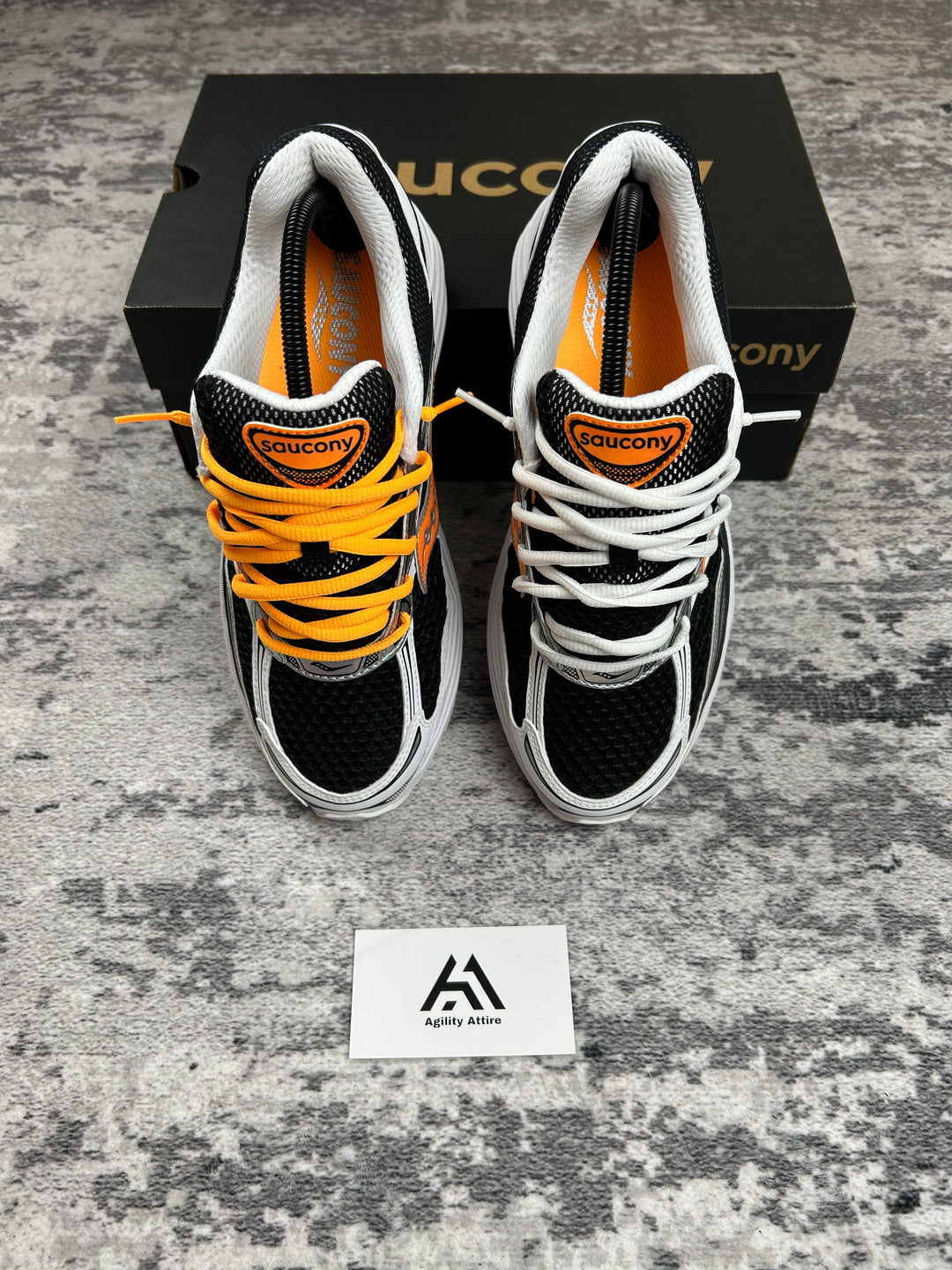 Saucony ProGrid Omni 9 White Vo2 Orange