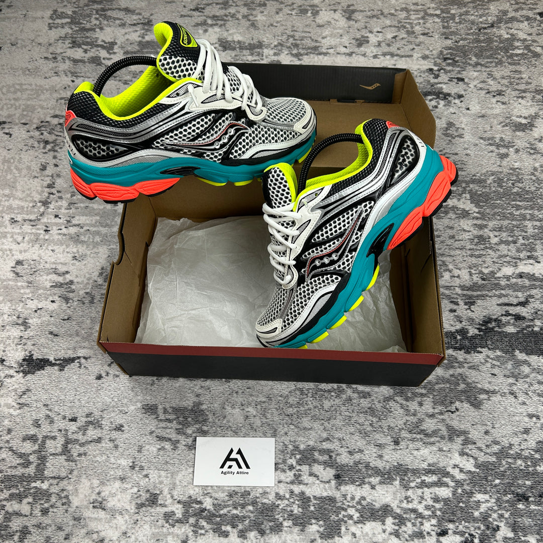 Saucony ProGrid Omni 9 Mutant